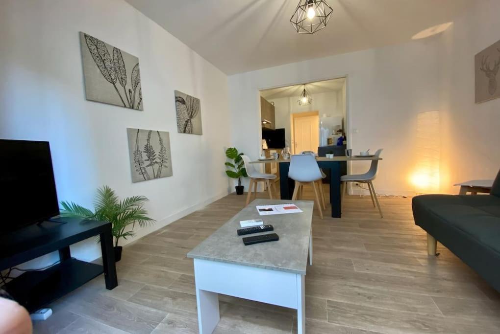 Le Carmen - Terrace - Garage Apartamento Nîmes Exterior foto